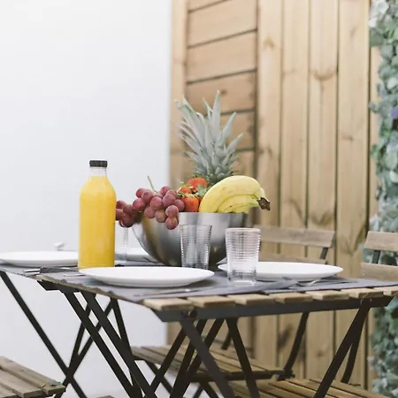 Apartamento 07 - In Front Of The *