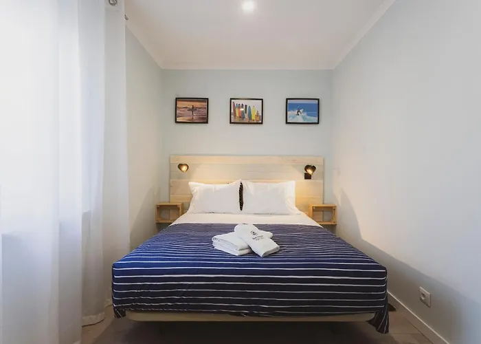 07 - In Front Of The Peniche