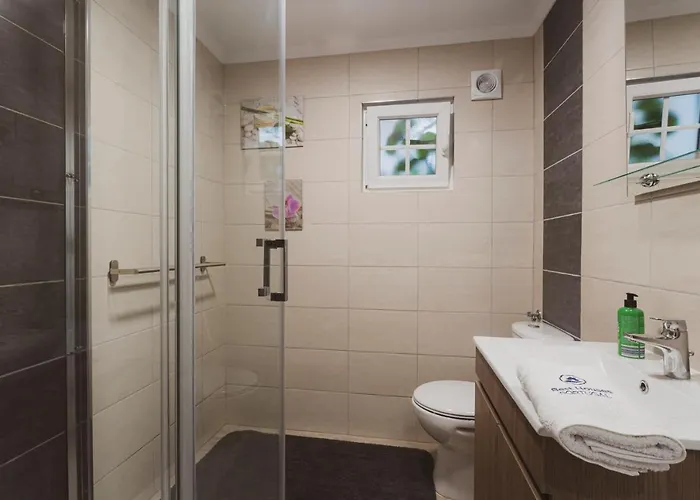 07 - In Front Of The Apartamento