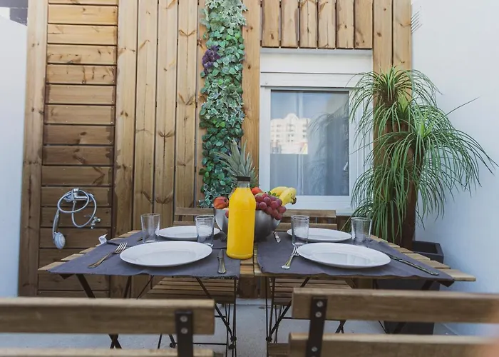 07 - In Front Of The Apartamento