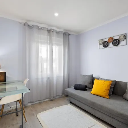 Apartamento 07 - In Front Of The